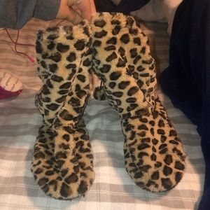 Slippers! Cheetah